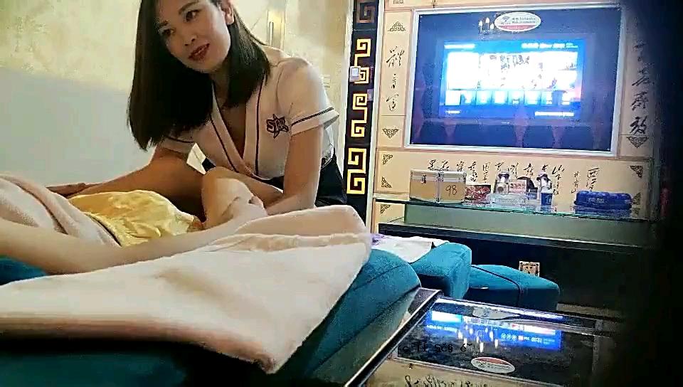 按摩图按摩技师入口内注射